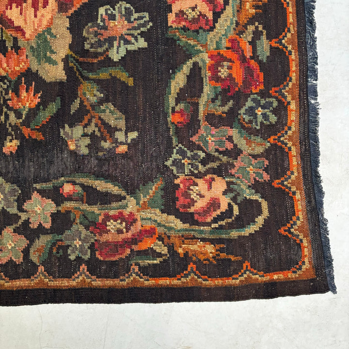 Antique Floral Rug | Phoebe 164cm x 244cm