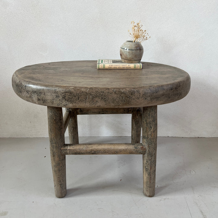 Antique Oval Side Table | Morgana