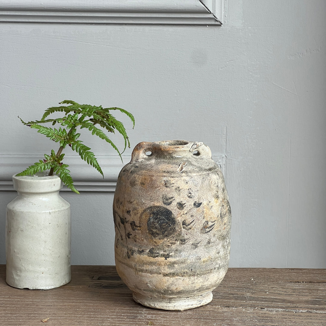 Antique Shipwreck Sawankhalok pottery jar 98010