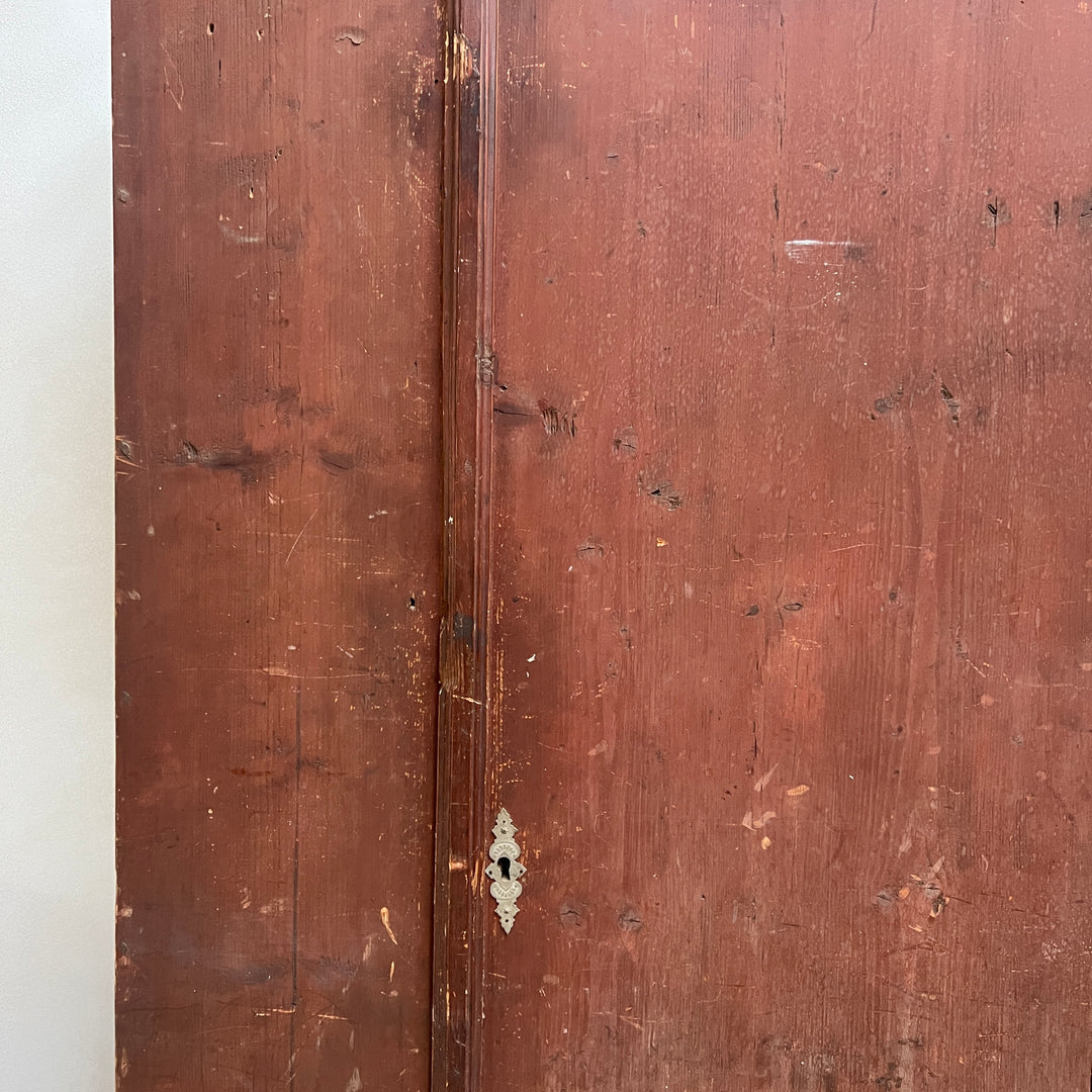 Antique primitive French Linen Press d