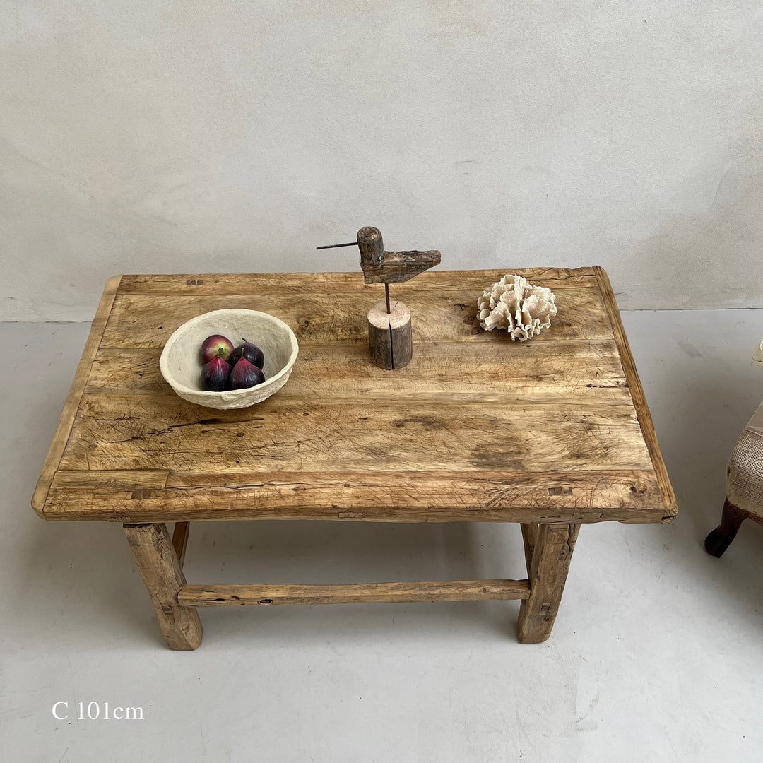 Medium Antique Coffee Tables