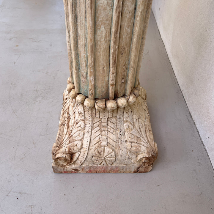 Decorative Carved Wooden Column f