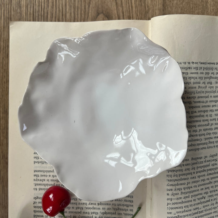 Decorative ceramic serving bowl miniature
