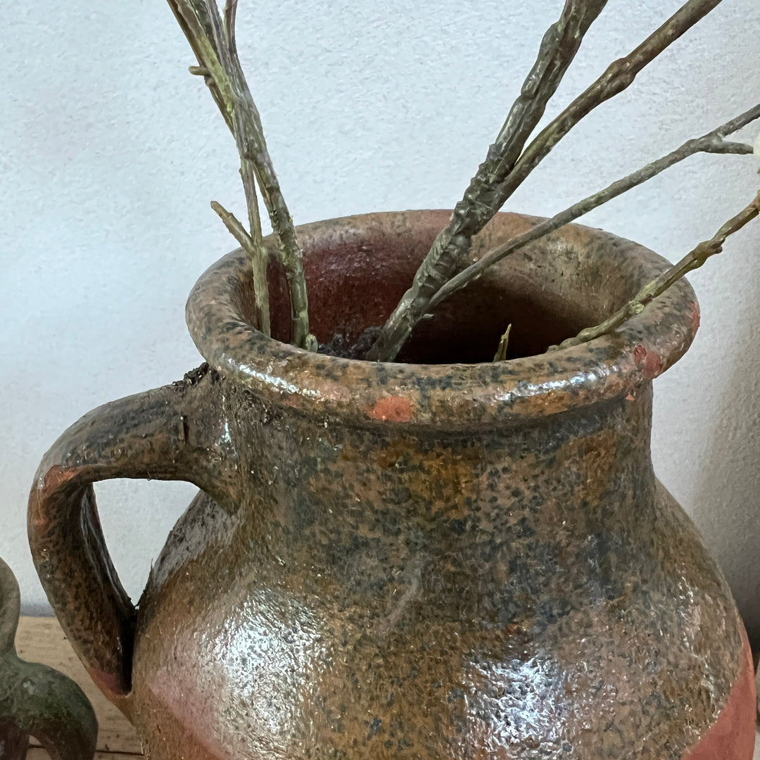 Decorative terracotta pot | Maya