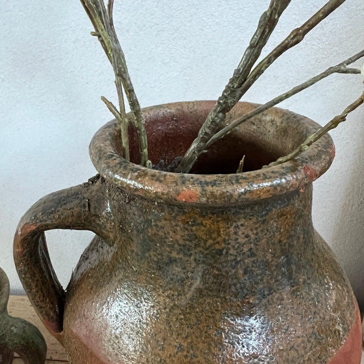 Decorative terracotta pot | Maya
