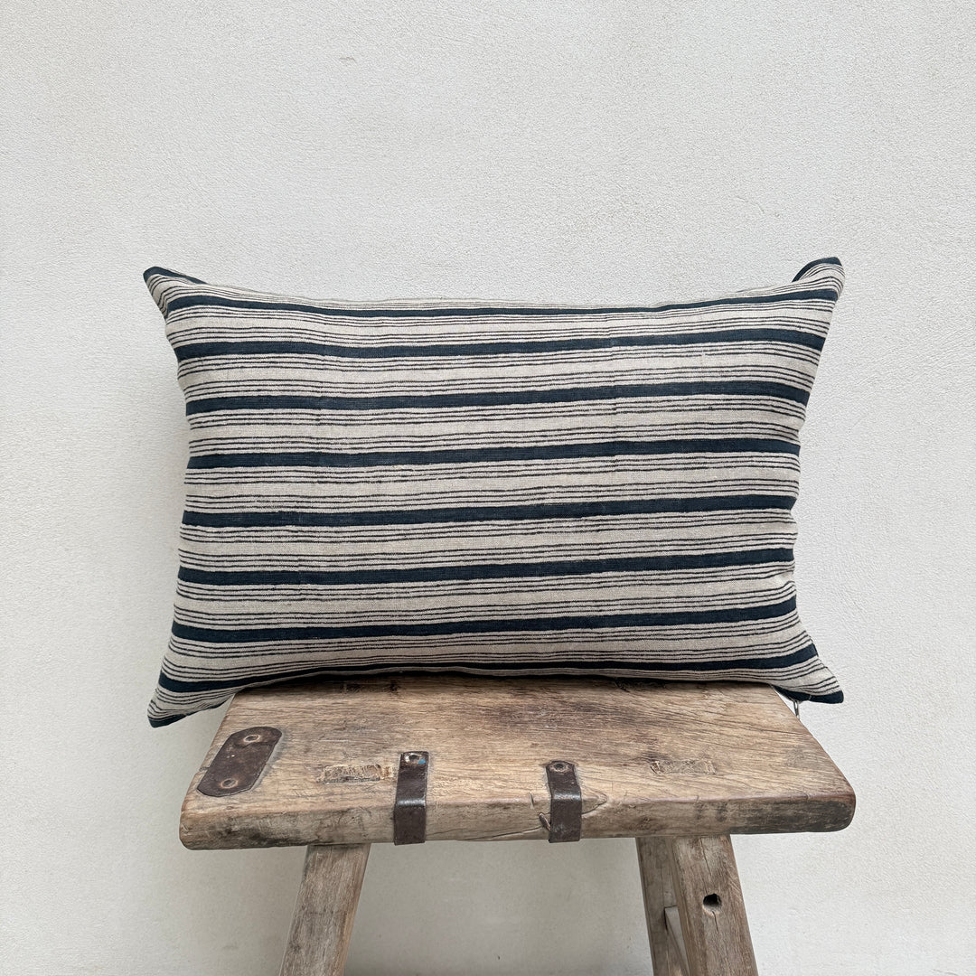 Linen block stripe cushion | 40x60 Dino