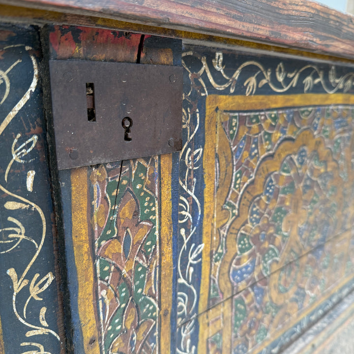 Antique Wedding Chest Trunk | Thuli