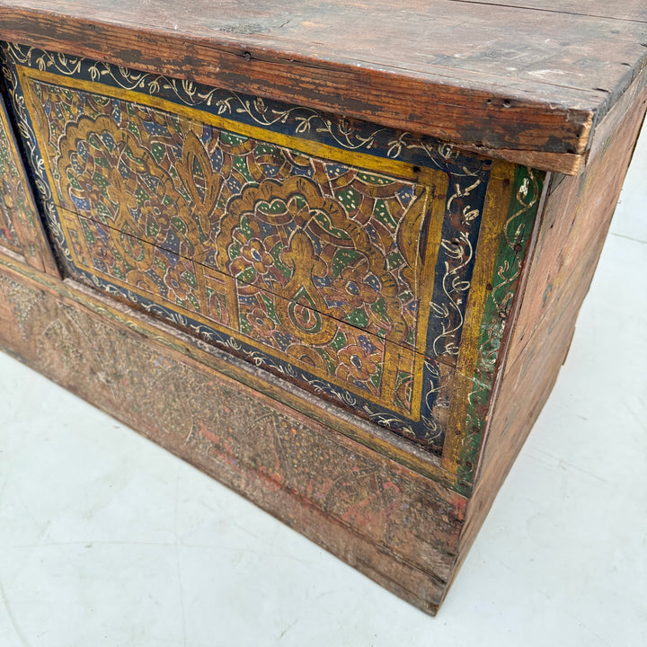 Antique Wedding Chest Trunk | Thuli