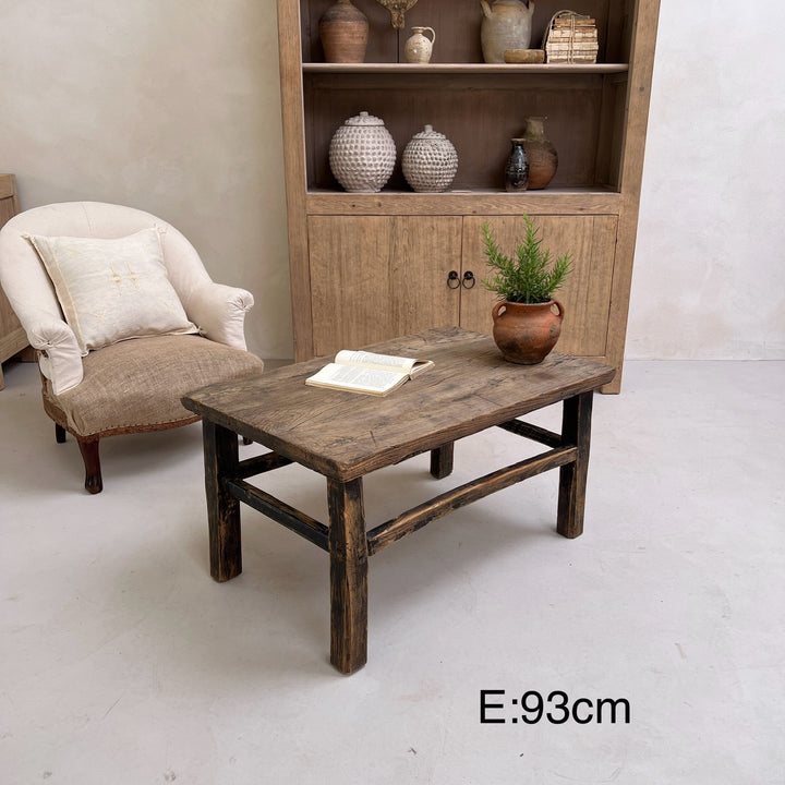 Large Antique Coffee Tables E93