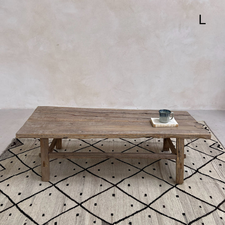 Large Antique Coffee Tables L133