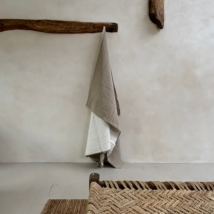 Natural Linen Stitch Throw
