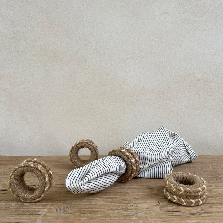 Natural Woven Napkin Ring Set
