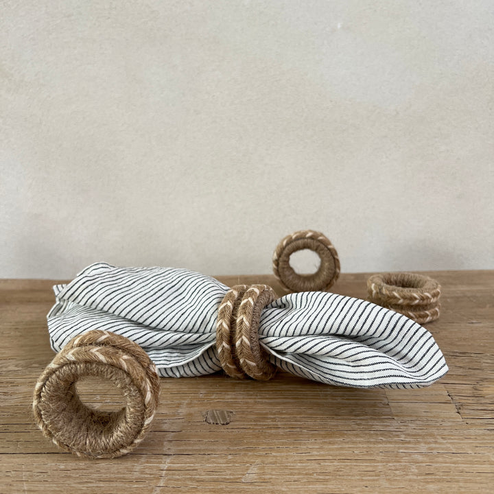Natural Woven Napkin Ring Set