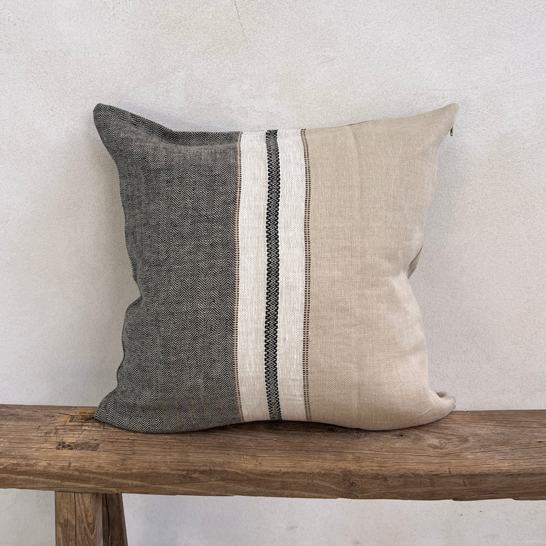 Neutral woven Linen Cushion | Beeswax 1
