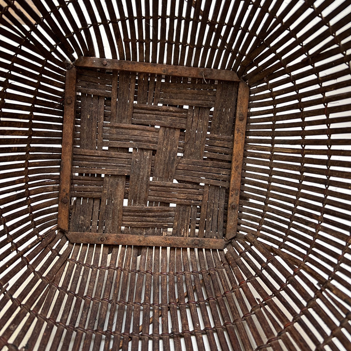 Vintage paddy field basket | Sumba e