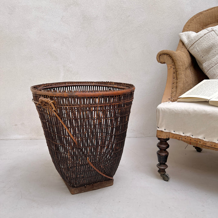Vintage paddy field basket | Sumba f