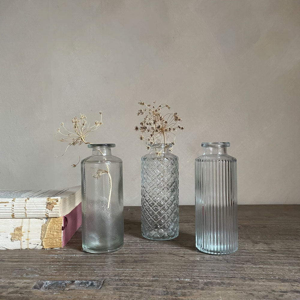 Small glass bud vase | Ade