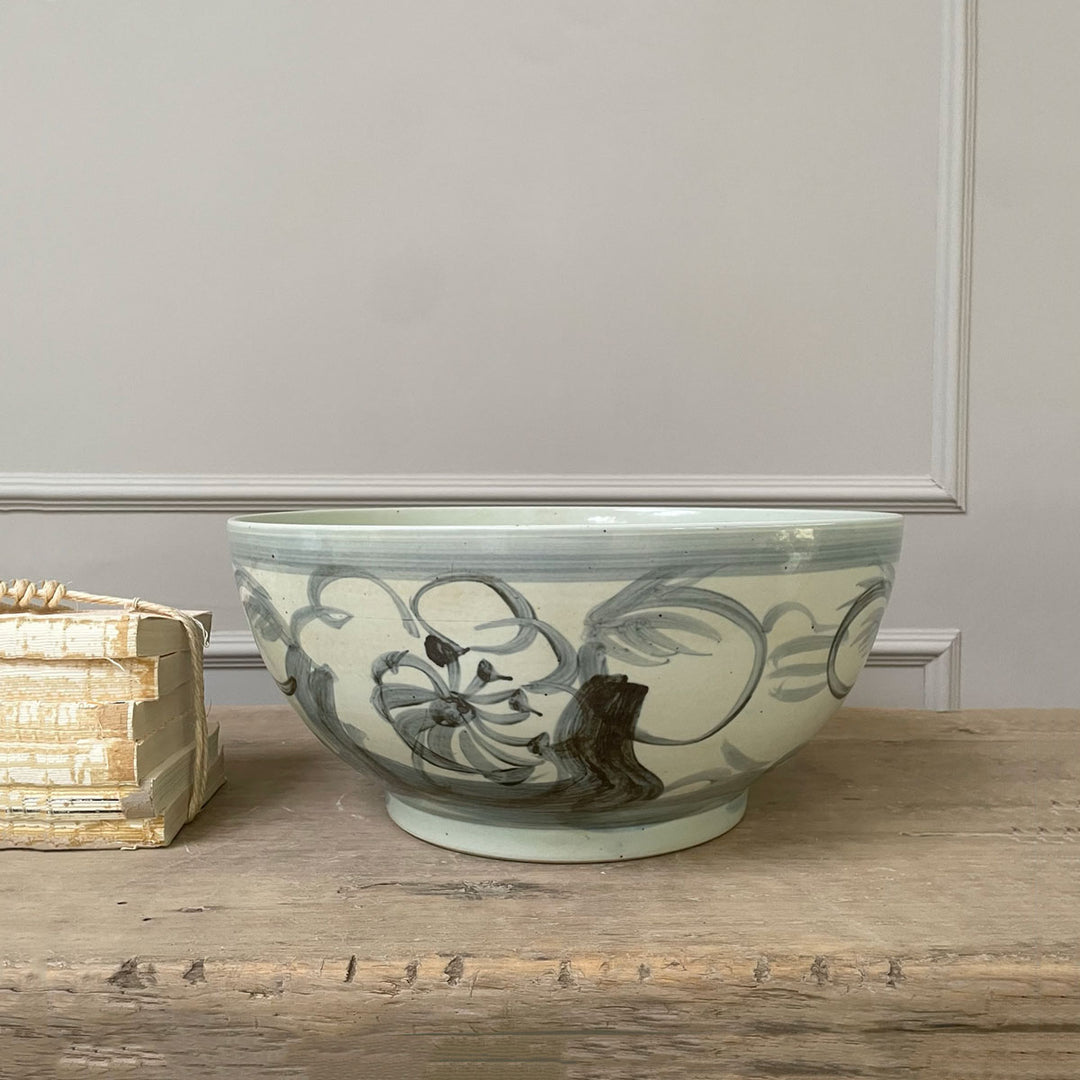 Large floral bowl blue and white