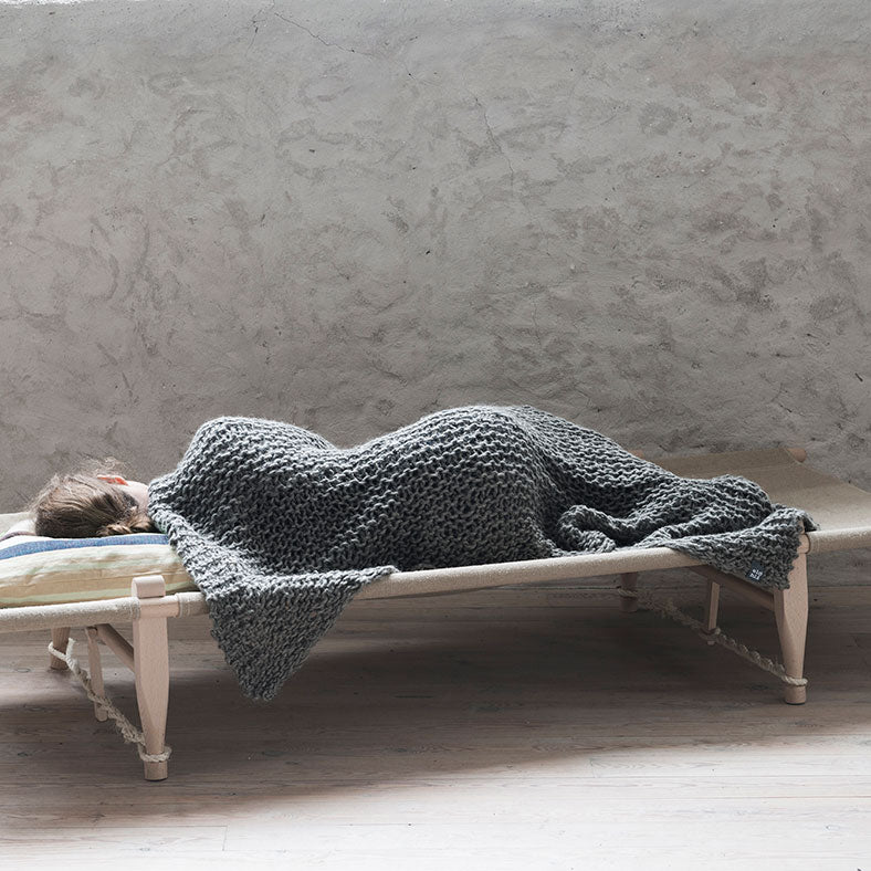 Gotland wool throw charcoal