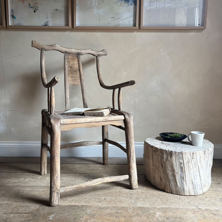 Antique officials chair | Kalani