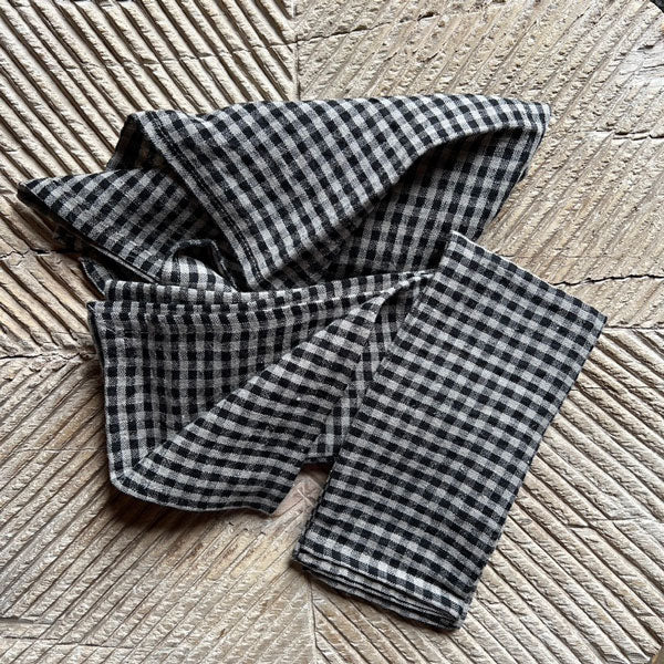 Gingham napkin black | neutral