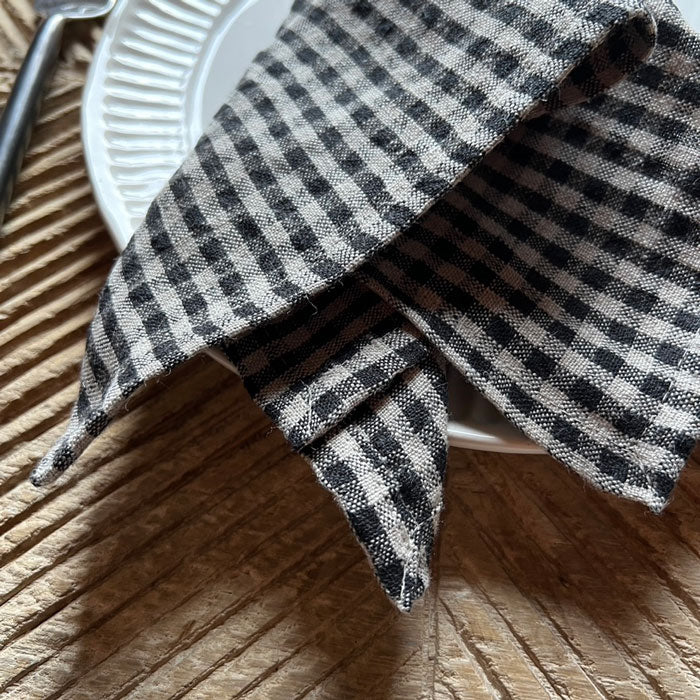 Gingham napkin black | neutral