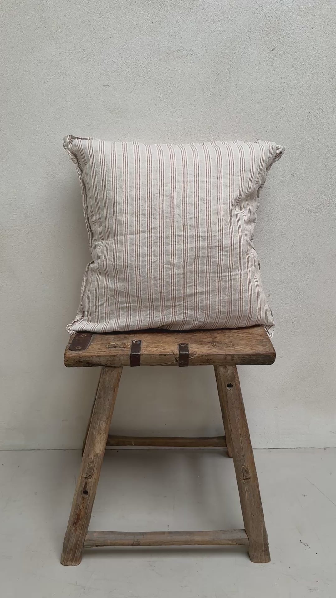 Linen cushion Hazelnut stripe | 50x50