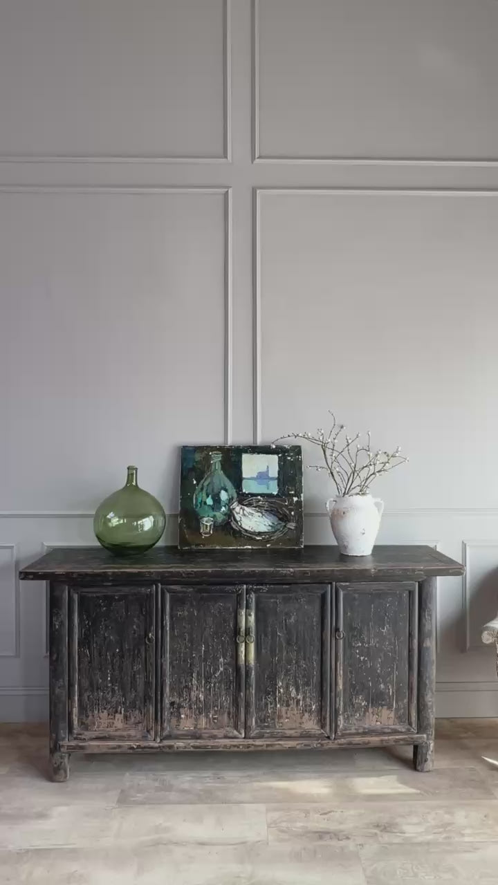Antique Elm Black Cabinet | Fonteyn