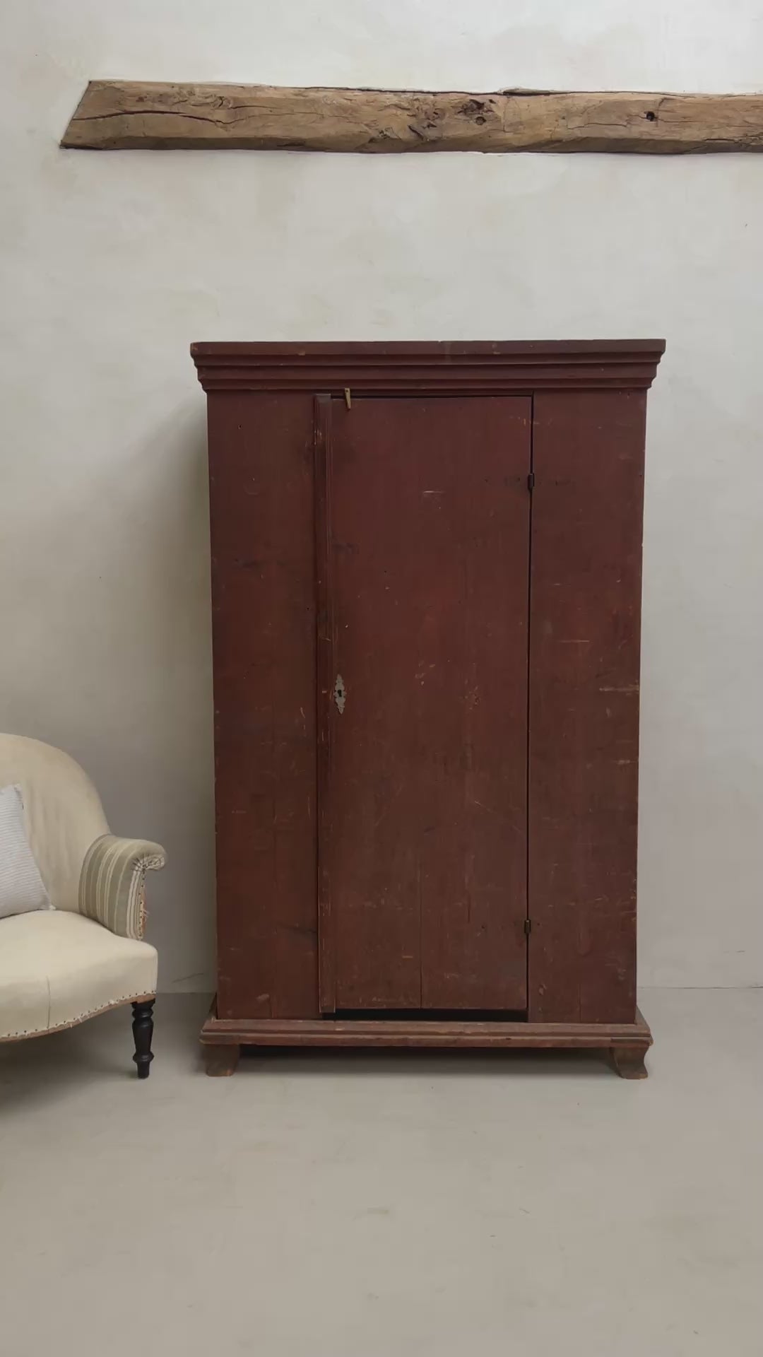 Antique primitive French Linen Press