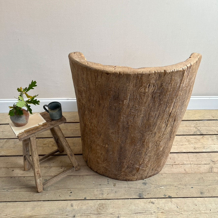 Rustic large tree trunk chair | Sergio