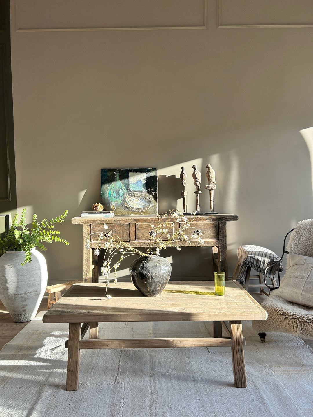 The Art of Blending Old and New: Creating Interiors That Endure