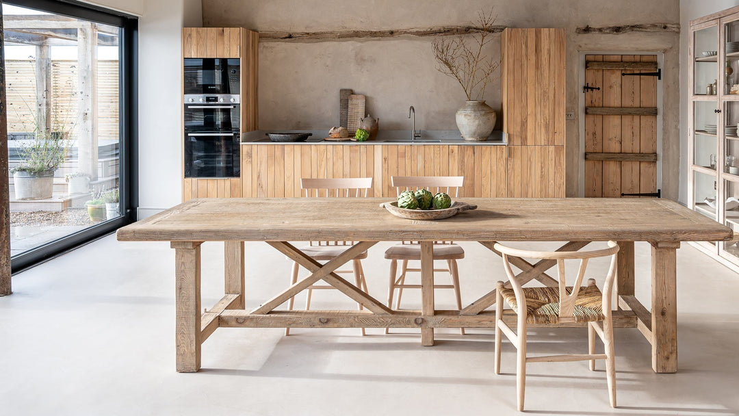 How to Choose Your Dream Dining Table: A Guide to Size, Style & Reclaimed Wood