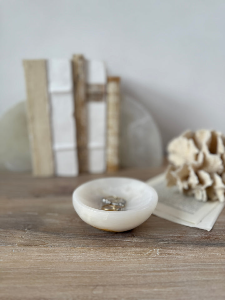 White onyx mini bowl