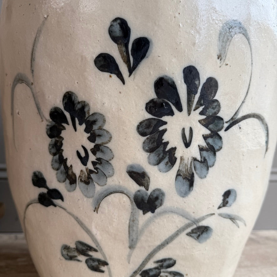 Large Antique Chinese Cizhou Storage Jar with Lid