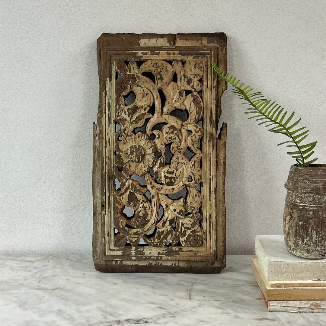 Antique Wood Carving Artwork Utari