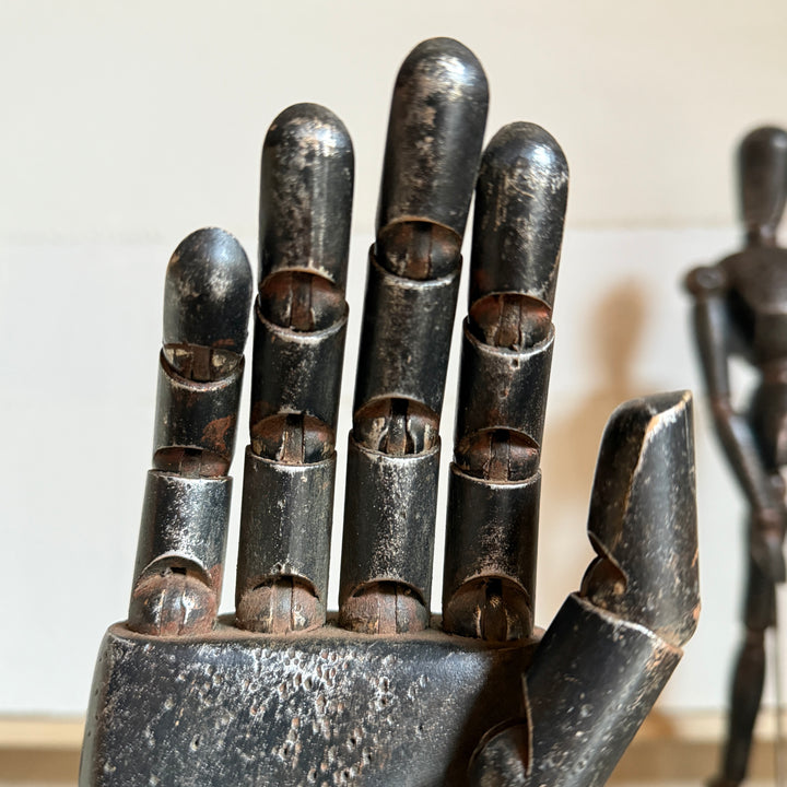 Artists hand vintage style