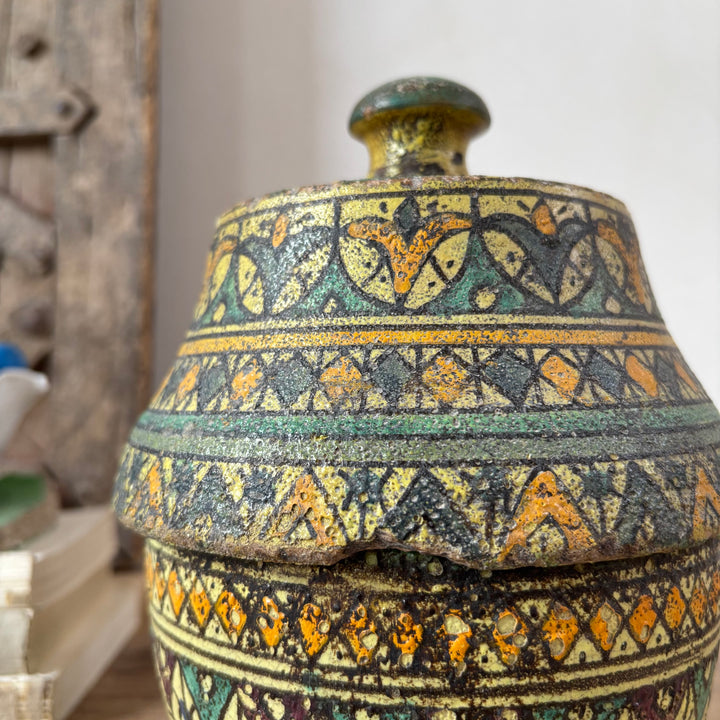 Antique Moroccan Safi Jubbaha Pot | Laila