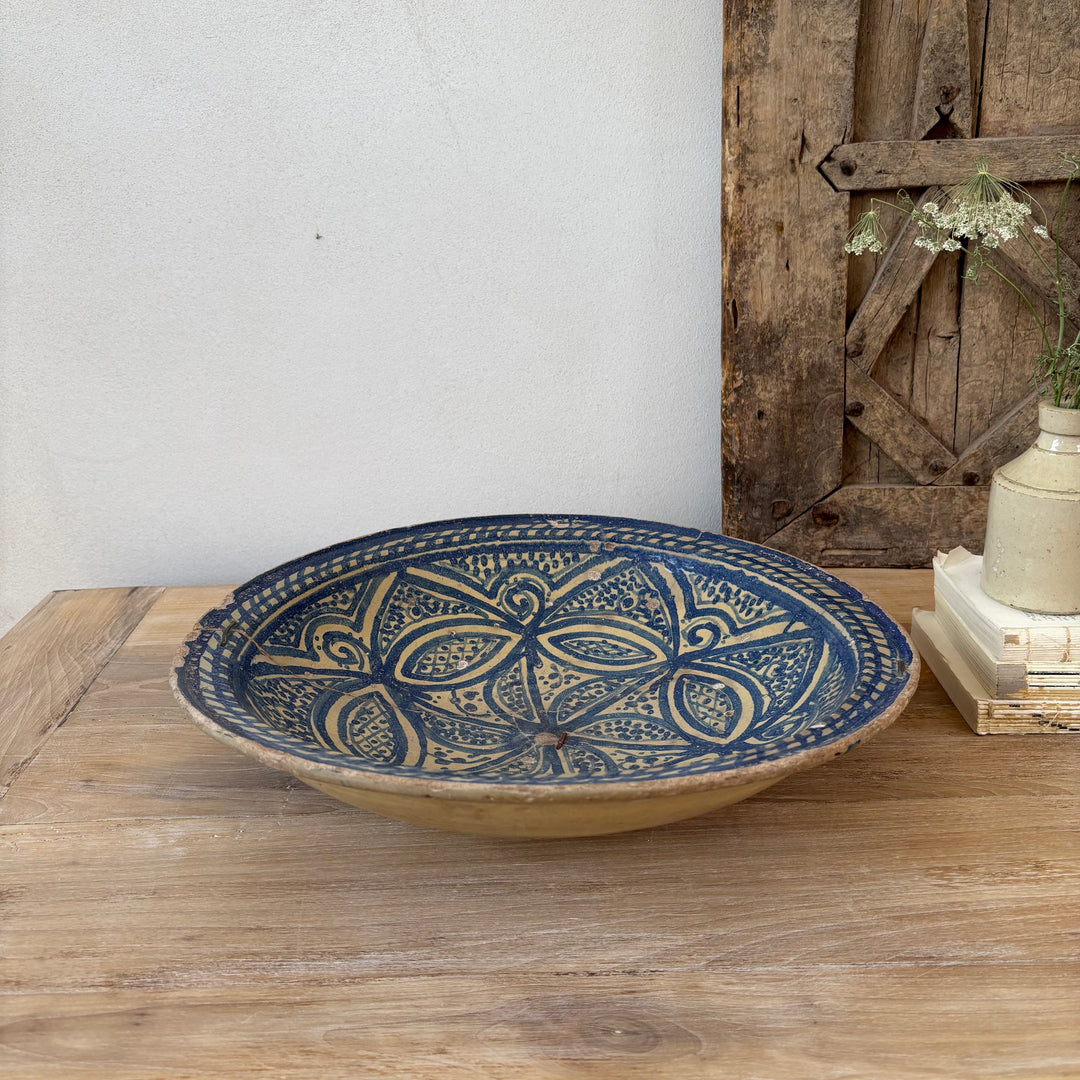 Jama Antique Safi Plate | Sofia