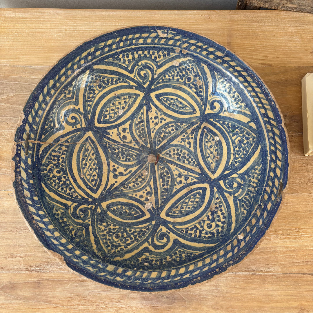 Jama Antique Safi Plate | Sofia