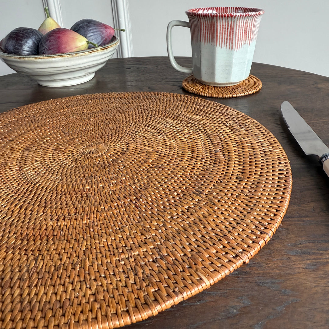 Hand woven fine rattan placemat