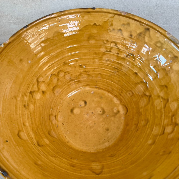 Antique pale ochre passata bowl