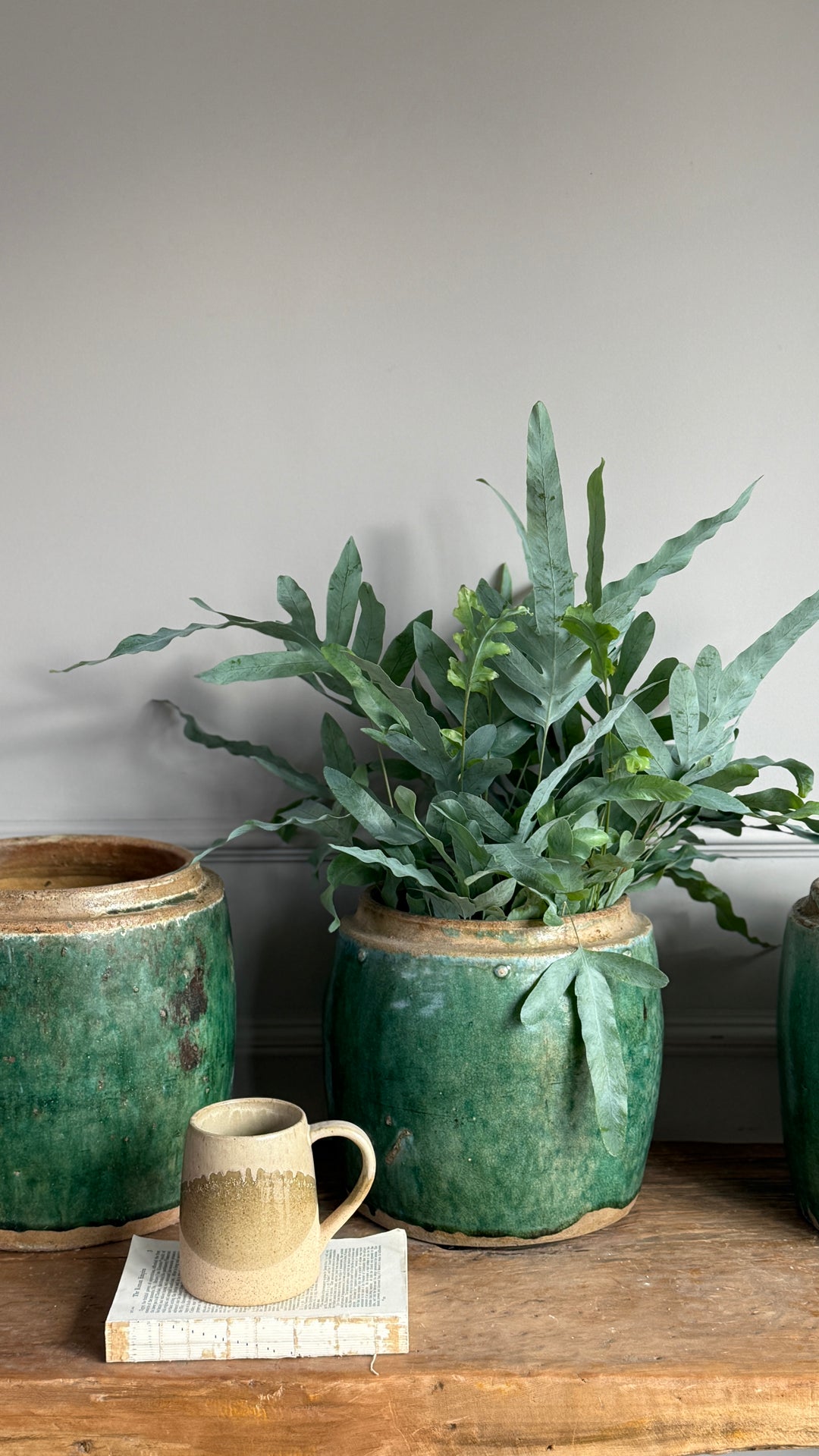 Antique jade coloured rice pot Small