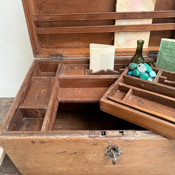 Antique watchmaker&