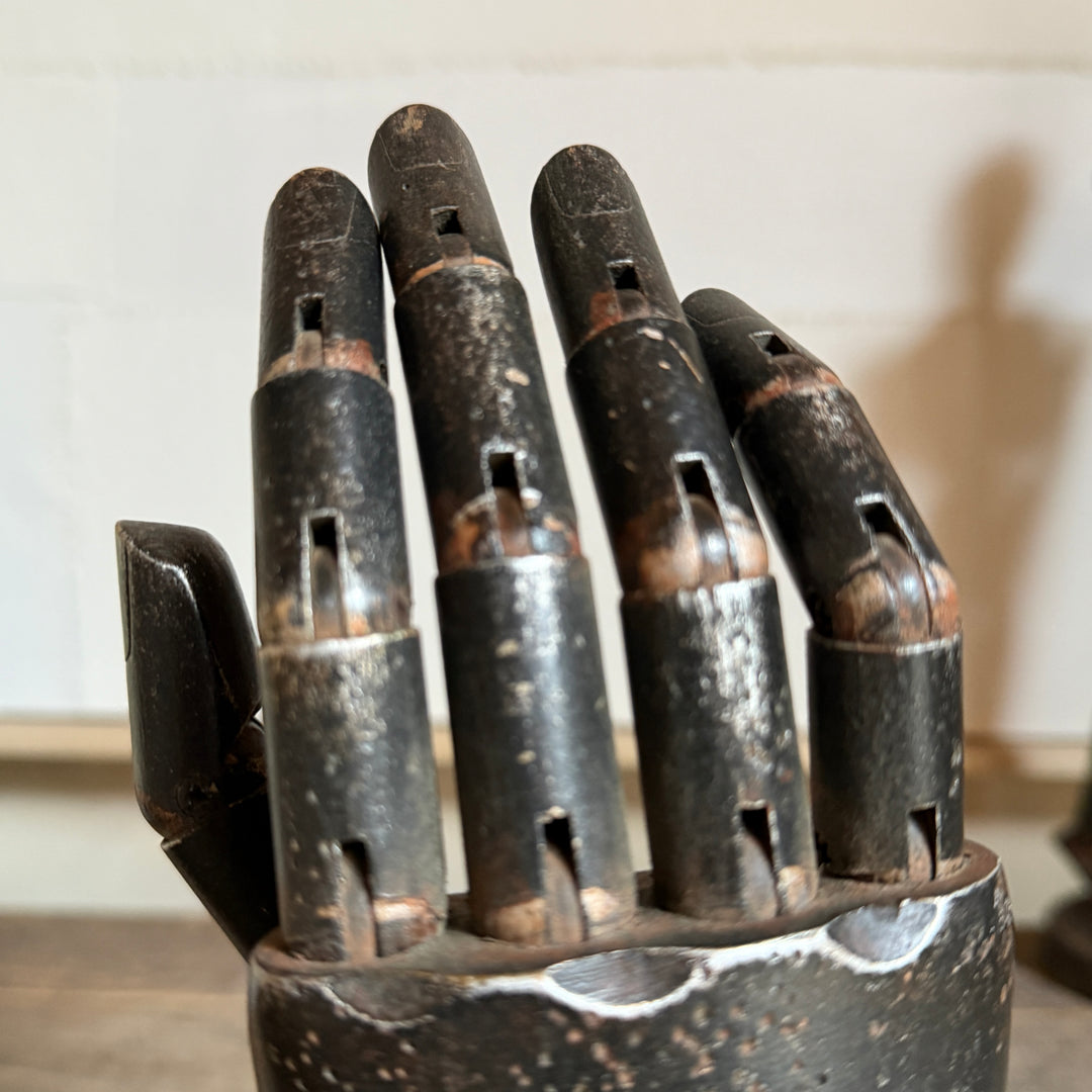 Artists hand vintage style