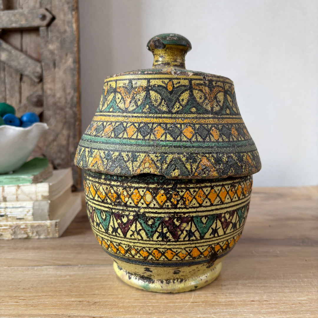 Antique Moroccan Safi Jubbaha Pot | Laila