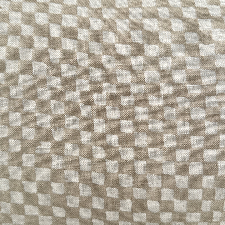 Linen cushion chequerboard design | 60x40cm