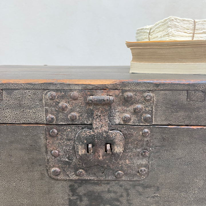 Antique black blanket box storage trunk | Copeland