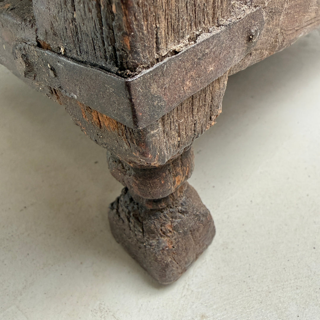 Ancient Merchants Chest | Albury