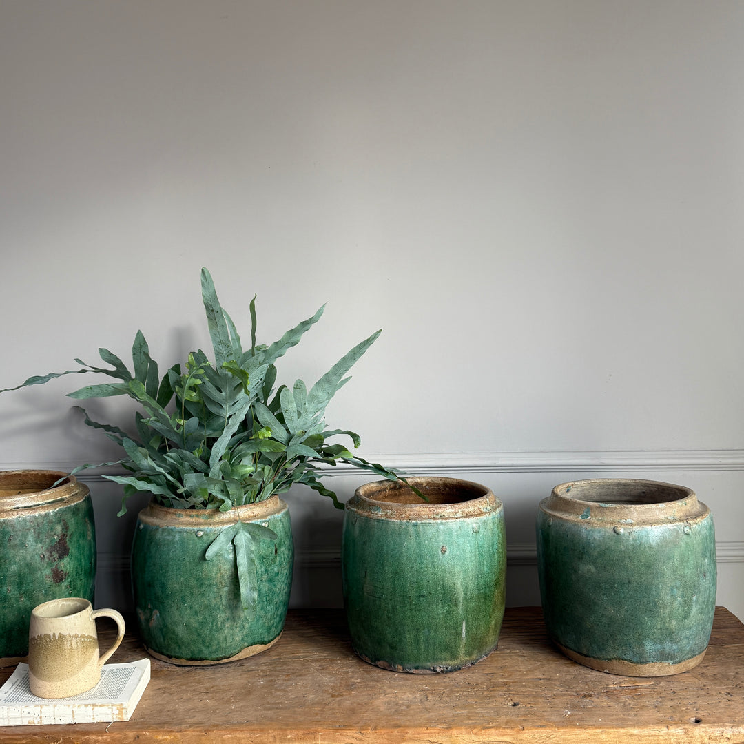 Antique jade coloured rice pot Small