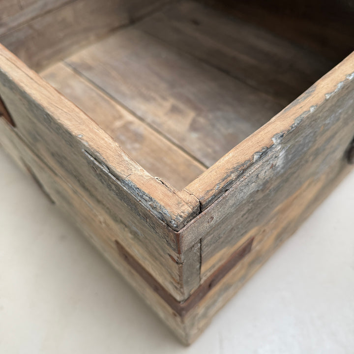 Antique Square Blanket Box | Chilworth